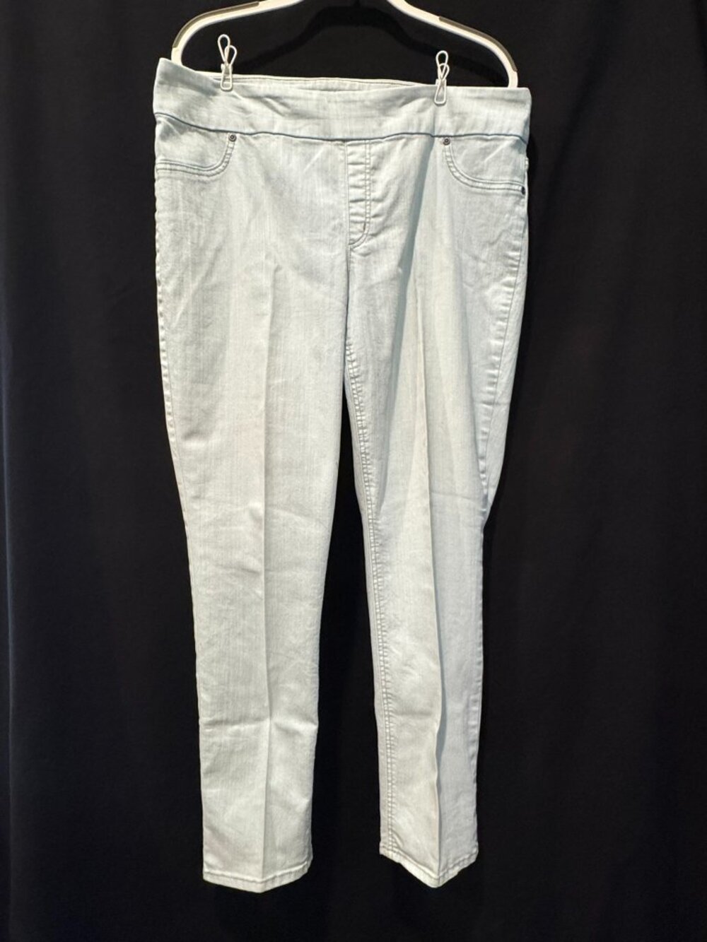 Chico's Light-Wash Jeggings, Size 2.5